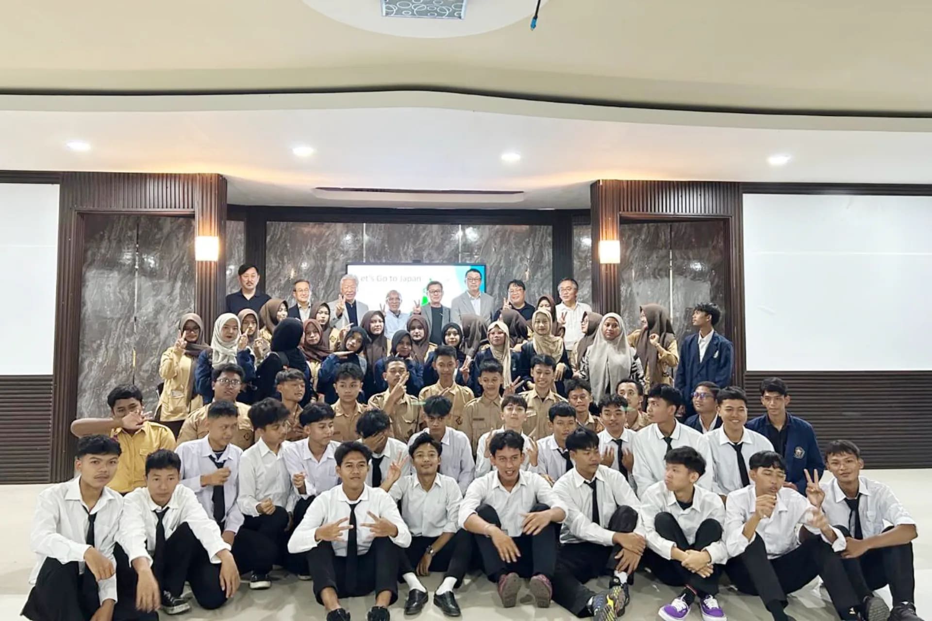 STTI Sony Sugema Gelar Pembekalan Rekrutmen Kerja ke Jepang: Fokus Program Special Skill Worker Bidang Logistik